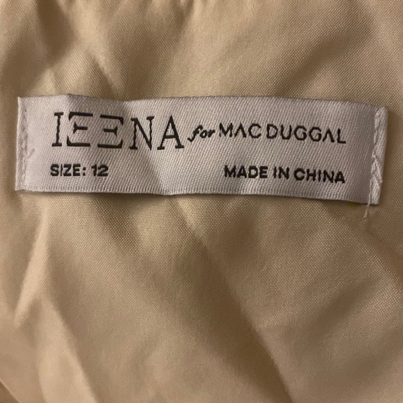 Irene by Mac duggal beautiful ball gown cream color size 12 very delicate fabric - Picture 3 of 8